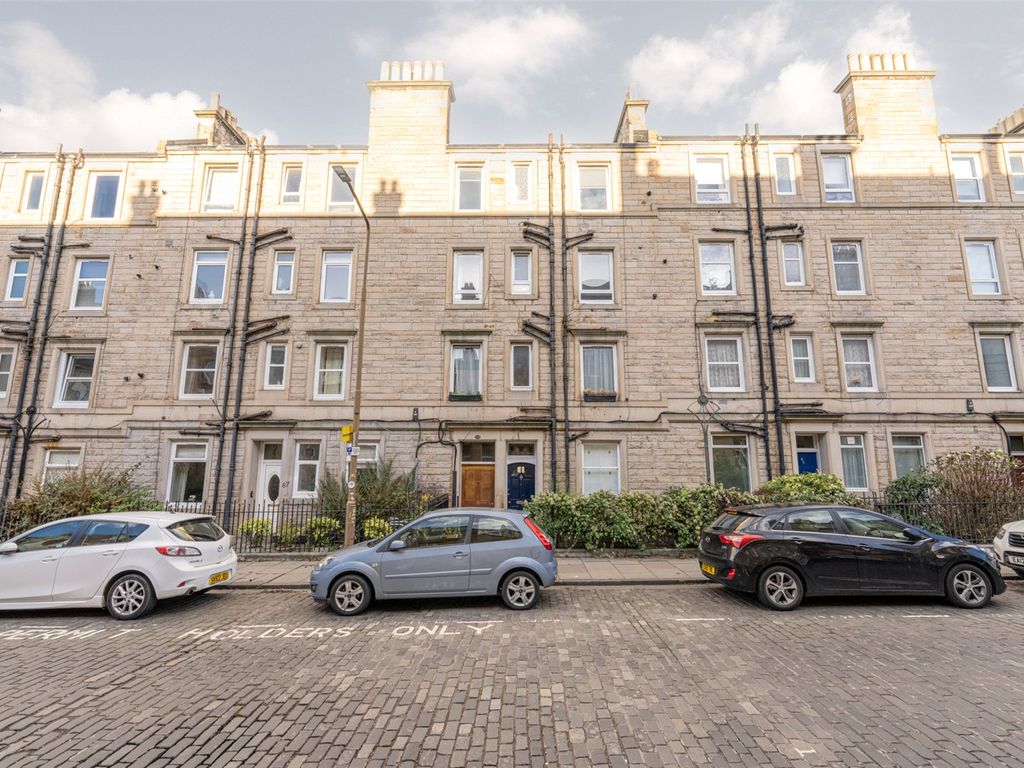 1 bed flat for sale in Iona Street, Edinburgh EH6, £165,000
