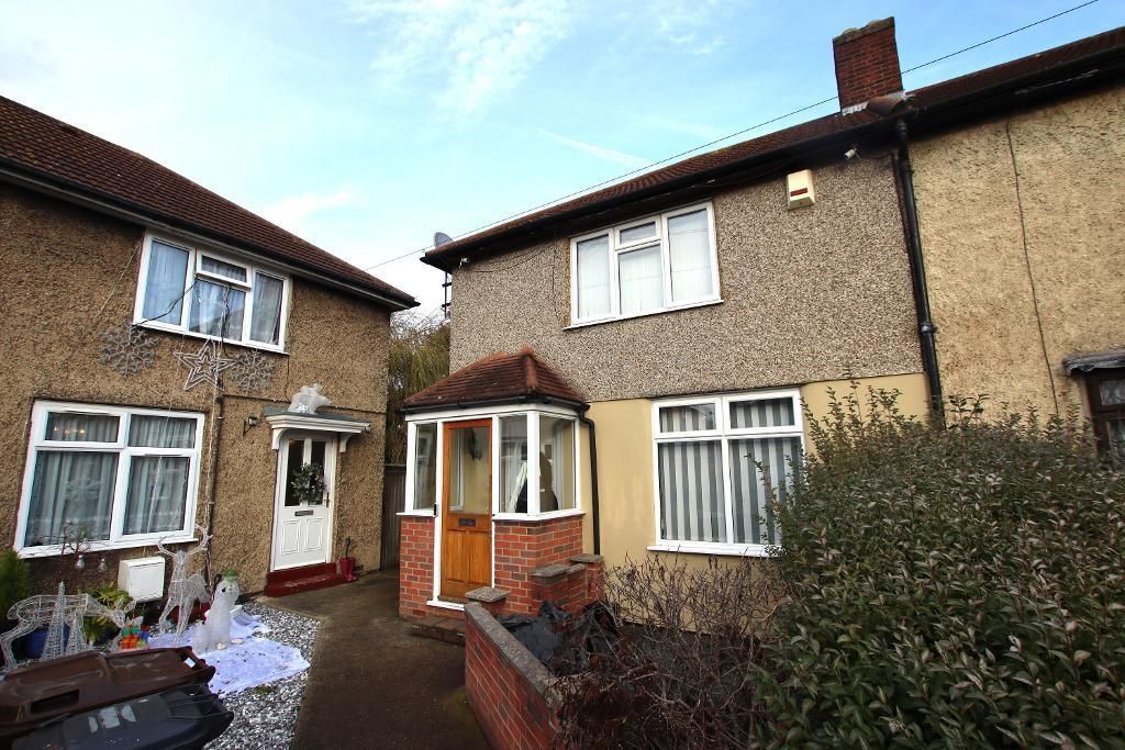 3 bed end terrace house to rent in Rugby Road, Dagenham, Essex RM9, £2,175 pcm