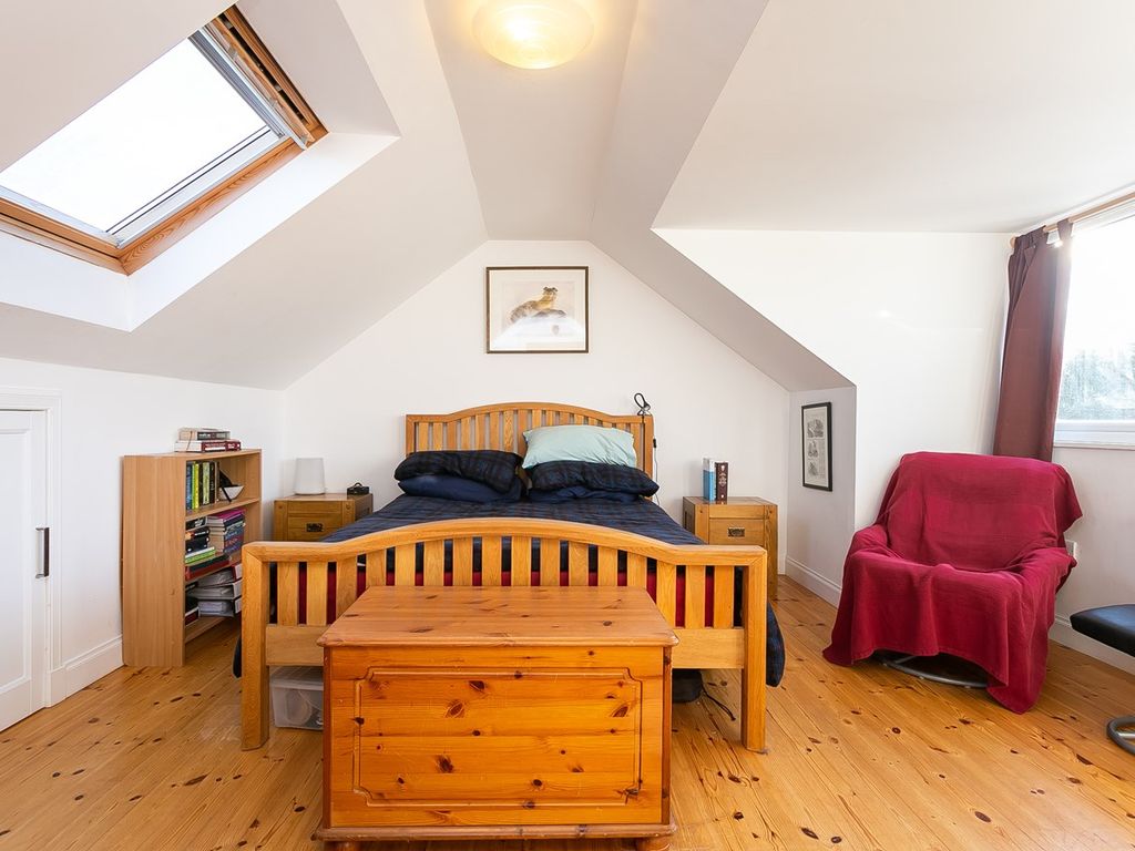 3 bed semi-detached bungalow for sale in Moredun Park Gardens, Gilmerton, Edinburgh EH17, £325,000