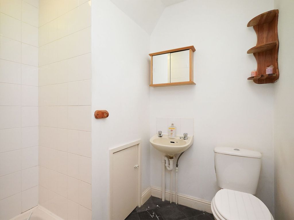 3 bed terraced house for sale in Bickerton Road, Sheffield S6, £165,000