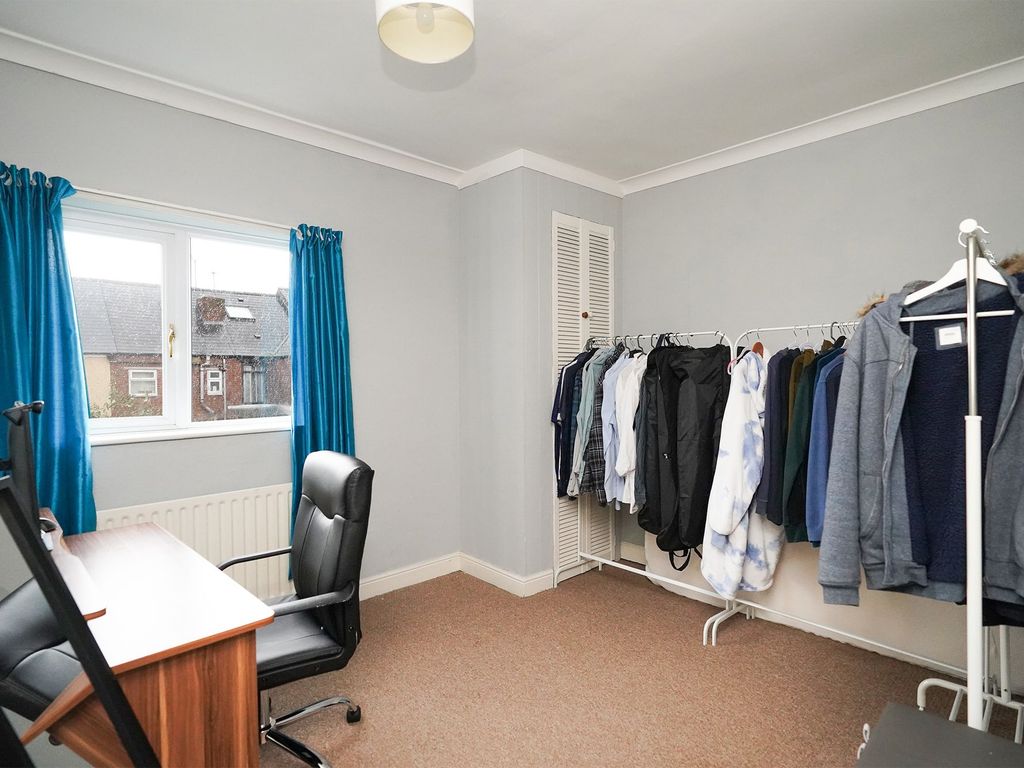 3 bed terraced house for sale in Bickerton Road, Sheffield S6, £165,000