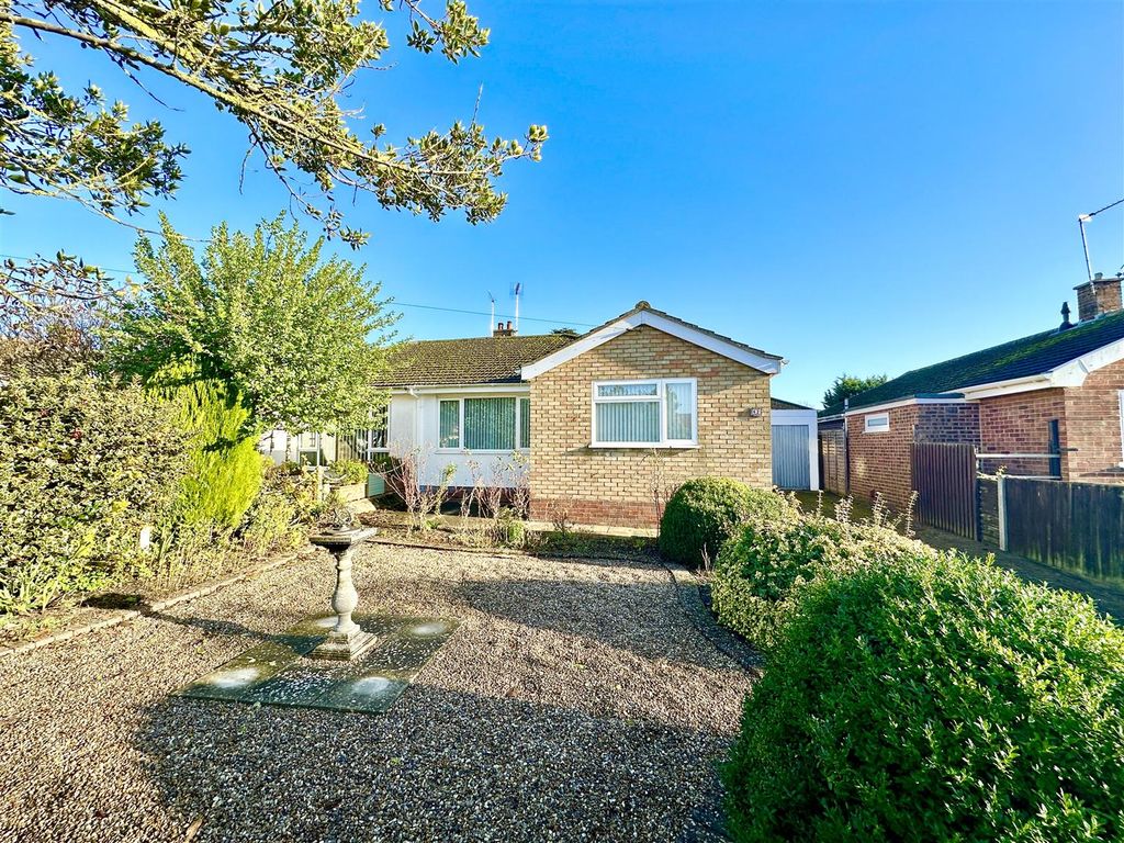 2 bed semi-detached bungalow for sale in St. Edmunds Road, Acle NR13, £250,000