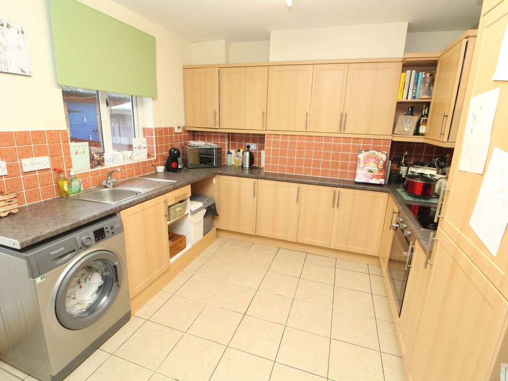 3 bed terraced house for sale in Olney Road, Lavendon, Olney MK46, £285,000