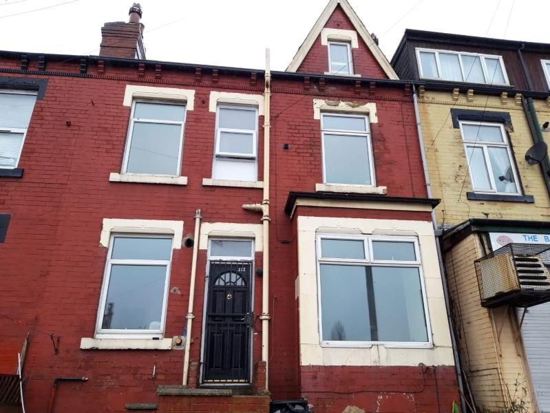 4 bed terraced house for sale in Harehills Lane, Leeds LS8, £150,000