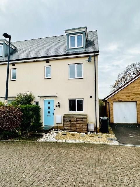 4 bed property to rent in Cowslip Crescent, Lyde Green, Bristol BS16, £1,800 pcm