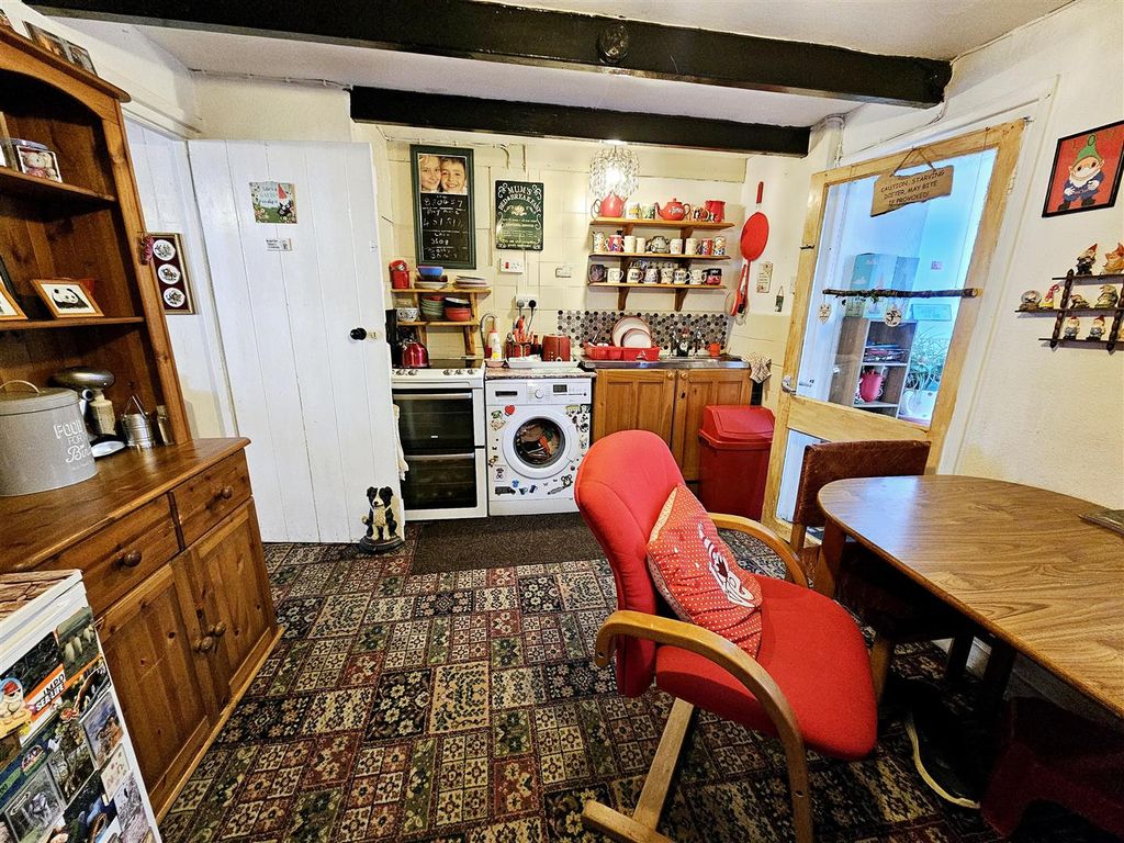 2 bed cottage for sale in Five Lanes, Launceston PL15, £245,000