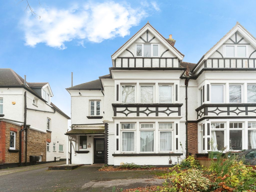 1 bed flat for sale in Egmont Road, Sutton SM2, £300,000
