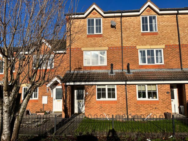 3 bed town house to rent in Timken Way, Timken Estate, Daventry NN11, £1,200 pcm