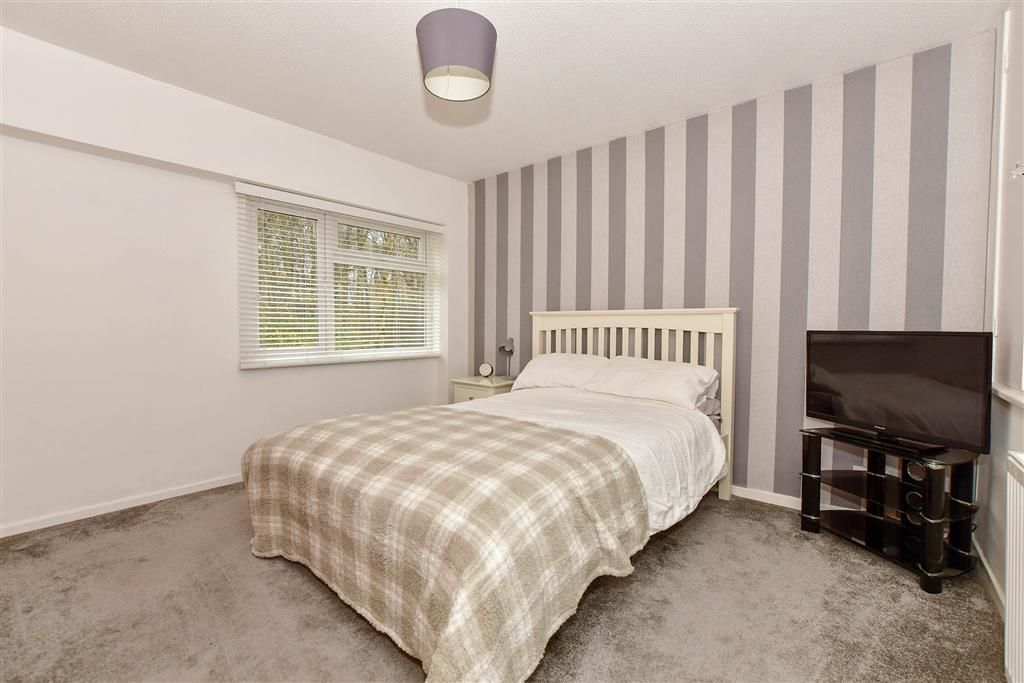 2 bed terraced house for sale in Highview, Vigo, Gravesend, Kent DA13, £275,000