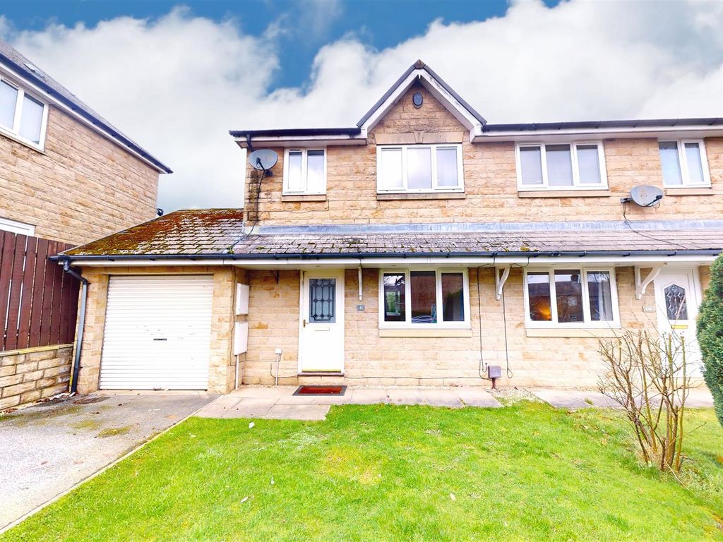3 bed semi-detached house for sale in Broad Ings Way, Shelf, Halifax HX3, £225,000