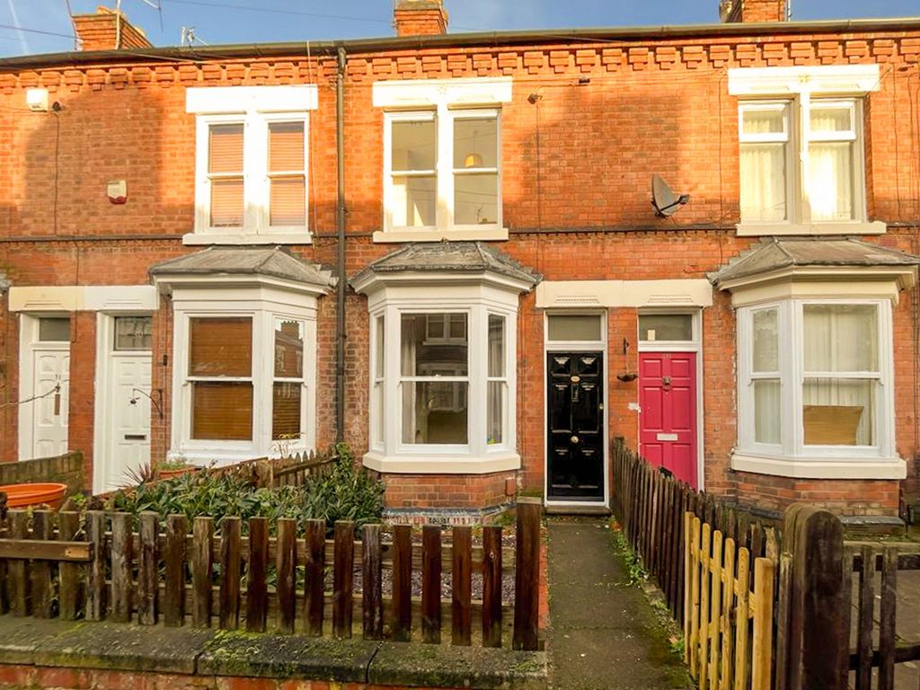 2 bed terraced house to rent in Woodbine Avenue, Leicester LE2, £875 pcm