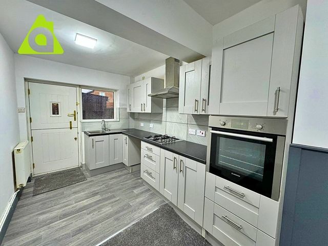 3 bed terraced house for sale in Bolton Road, Westhoughton, Bolton BL5, £165,000
