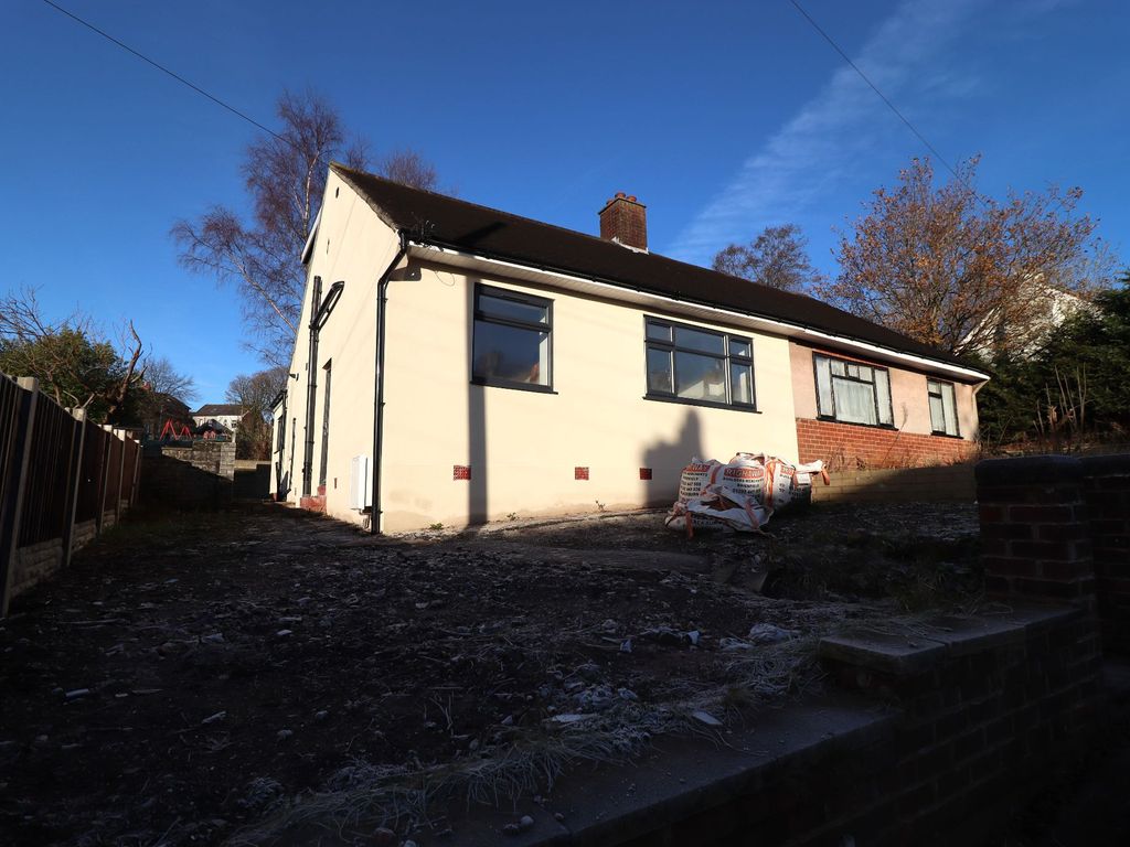 3 bed bungalow for sale in Leopold Road, Blackburn BB2, £245,000