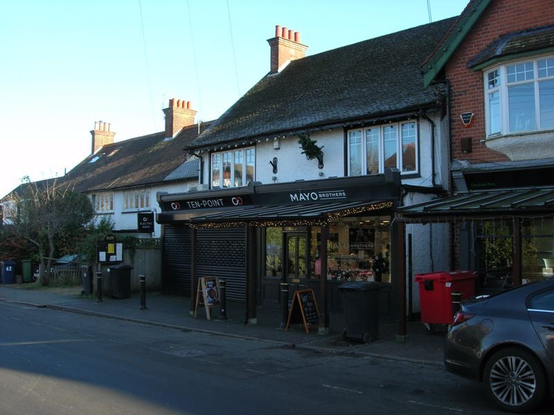 Retail premises to let in Bois Lane, Amersham HP6, £16,200 pa