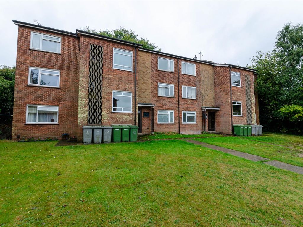 1 bed flat to rent in Lilian Close, Hellesdon, Norwich NR6, £875 pcm