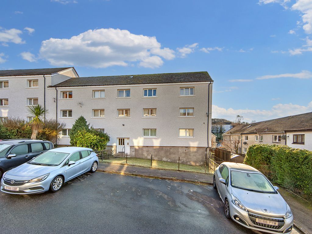 2 bed flat for sale in Longsdale Crescent, Oban PA34, £150,000