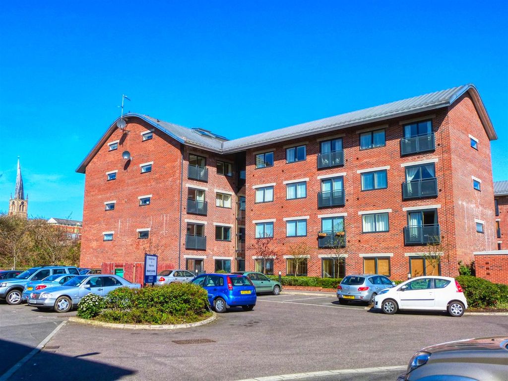 1 bed flat to rent in Markham Quay, Camlough Walk, Chesterfield, Derbyshire S41, £625 pcm