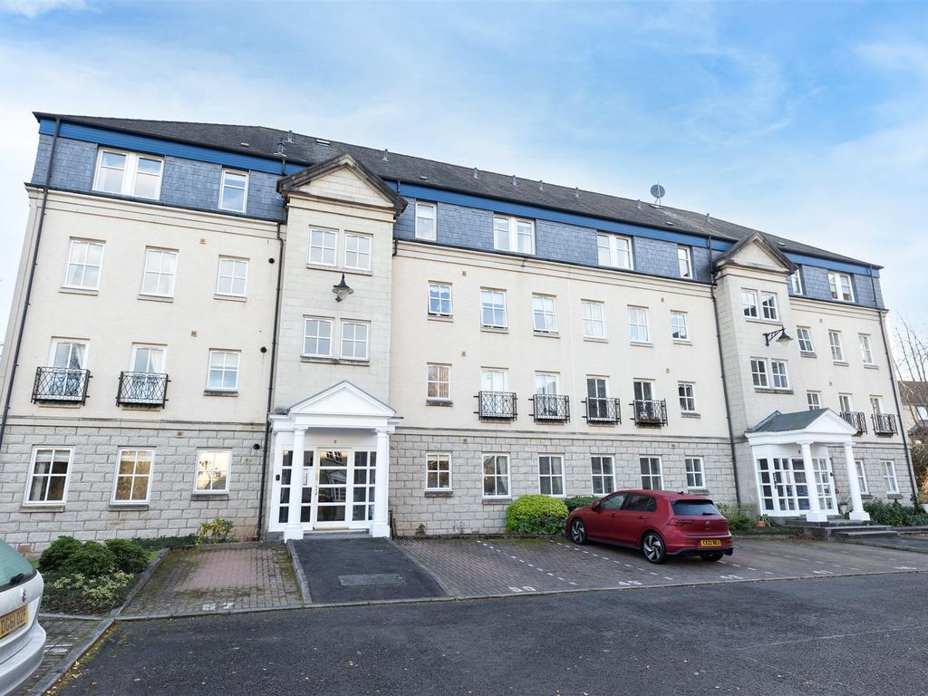 2 bed property for sale in South Inch Court, Perth PH2, £147,950