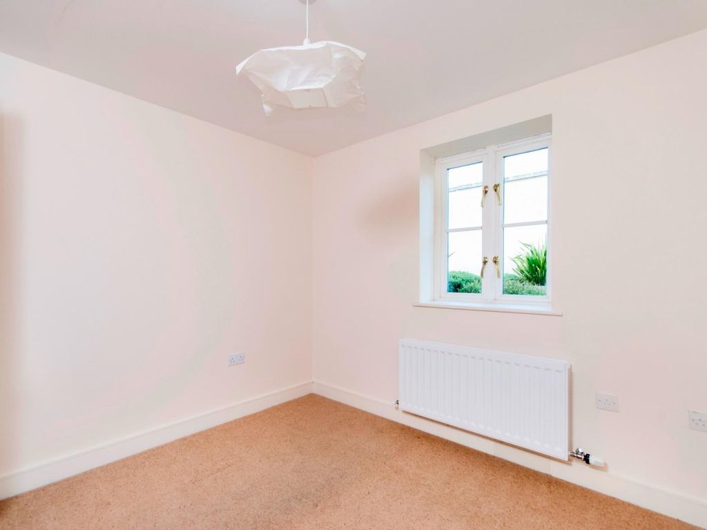 2 bed flat to rent in New Marchants Passage, Bath BA1, £1,450 pcm