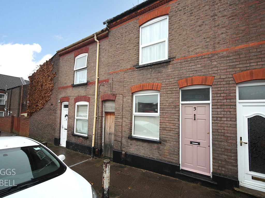 2 bed terraced house for sale in May Street, Luton LU1, £240,000