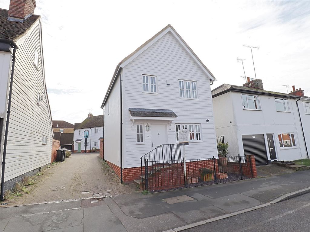 2 bed detached house to rent in Church Street, Bocking, Braintree CM7, £1,300 pcm