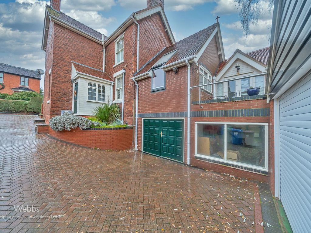 3 bed detached house for sale in Station Road, Hednesford, Cannock WS12, £395,000
