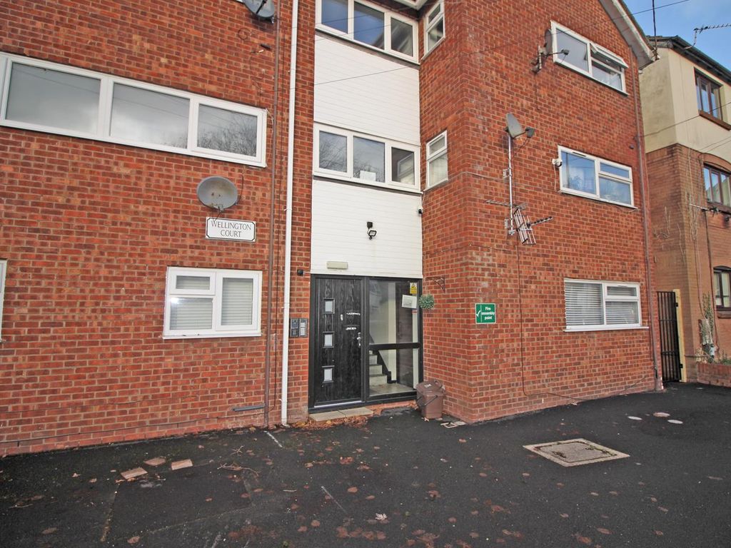 1 bed flat to rent in Wellington Street, Canton, Cardiff CF11, £900 pcm