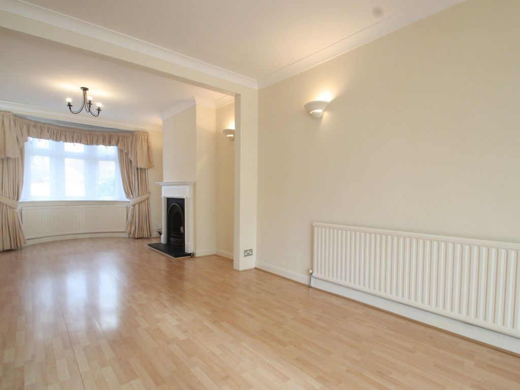 3 bed semi-detached house to rent in Oxhawth Crescent, Bromley BR2, £2,250 pcm