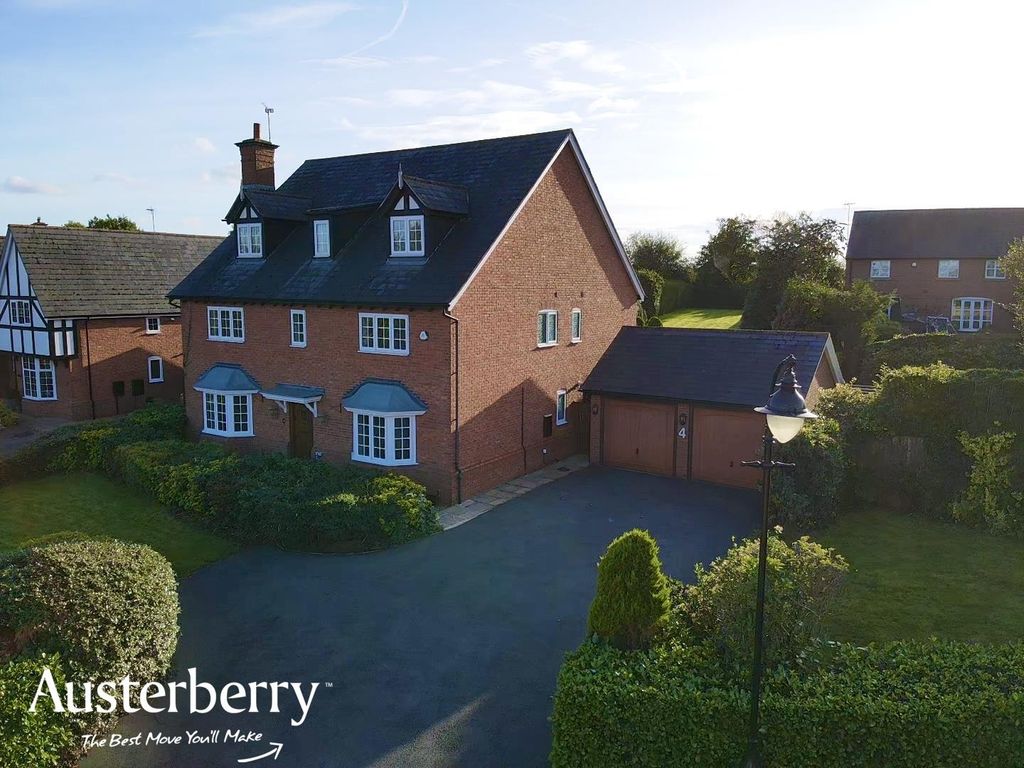 6 bed detached house for sale in Henley Road, Wychwood Park, Crewe CW2, £795,000