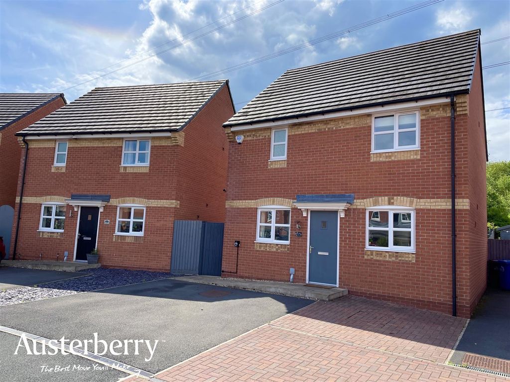 3 bed detached house for sale in Essington Way, Brindley Village, Stoke-On-Trent, Staffordshire ST6, £240,000