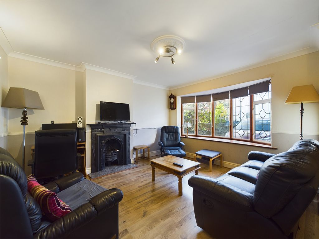 2 bed terraced house for sale in Greenbay Road, Charlton SE7, £450,000