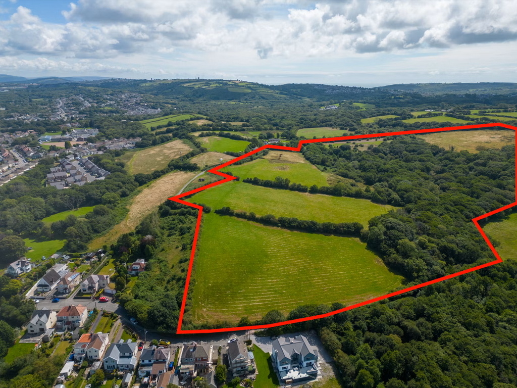Land for sale in Gowerton, Swansea SA4, £525,000