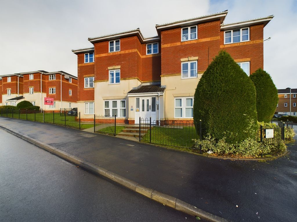 1 bed flat for sale in Mount Pleasant Avenue, Parr, St Helens WA9, £69,950