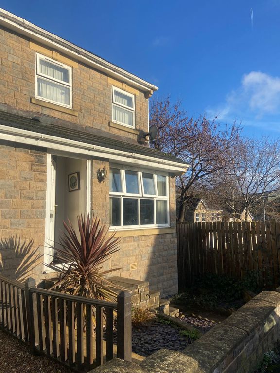 3 bed semi-detached house for sale in Westerton Court, Oakenshaw, Bradford BD12, £200,000