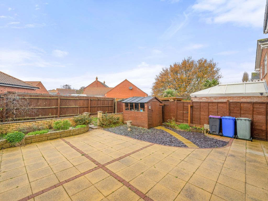 3 bed link-detached house for sale in Arundel Crescent, Boston PE21, £215,000