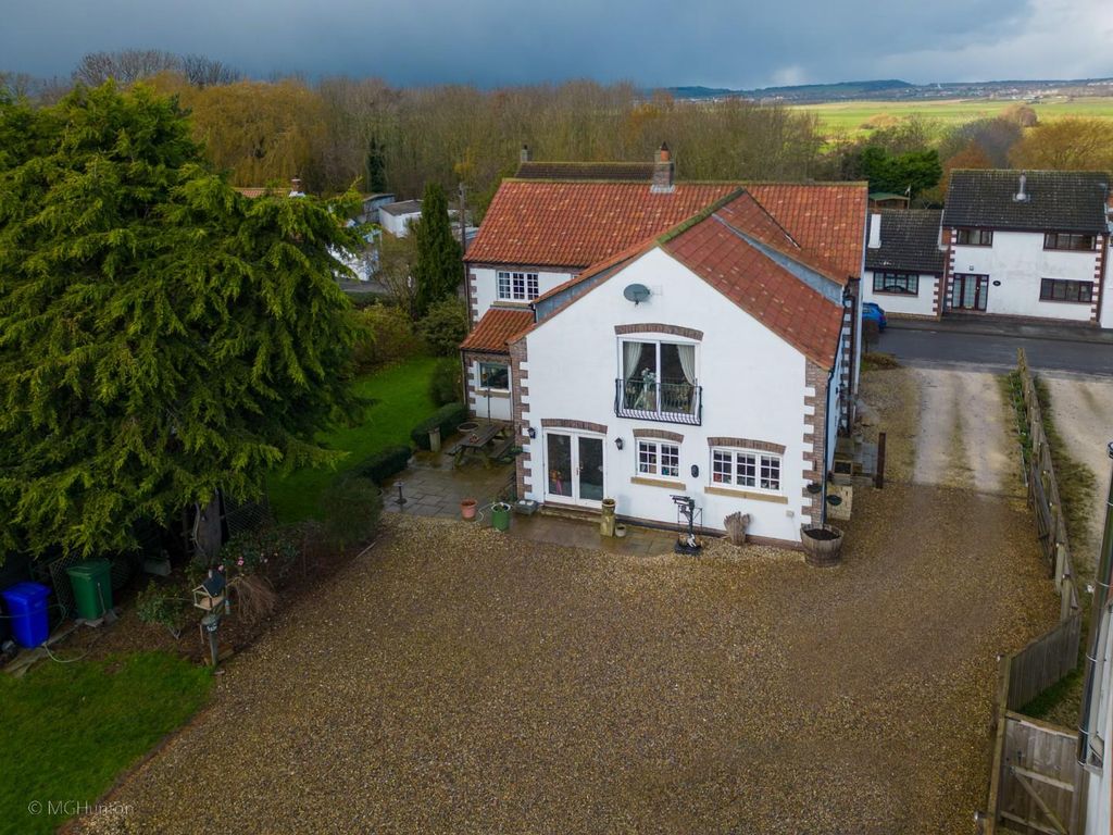 8 bed detached house for sale in Hunters Lodge And Chestnuts, Folkton, Scarborough YO11, £1,300,000