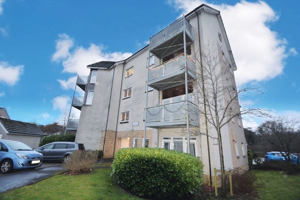 2 bed flat for sale in Hawk Brae, Livingston EH54, £149,000