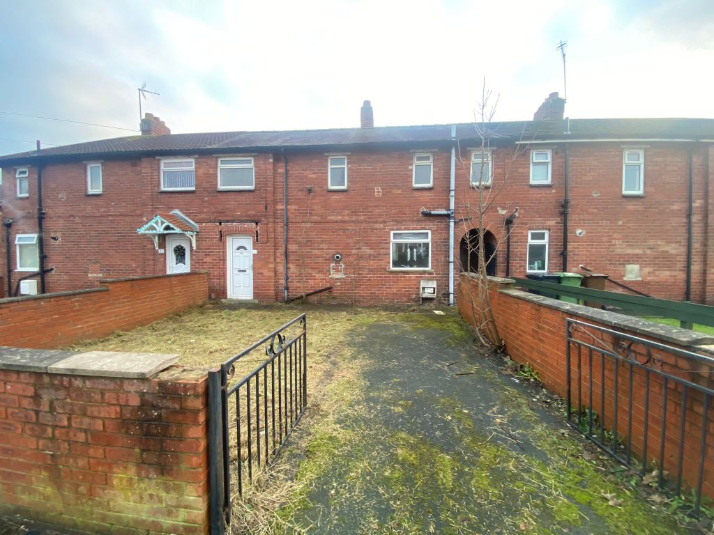 3 bed terraced house for sale in Coldwell Road, Crossgates, Leeds LS15, £150,000