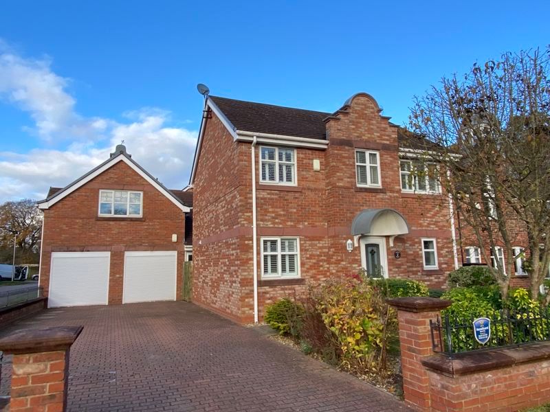 4 bed detached house to rent in Heath Drive, Knutsford WA16, £3,000 pcm