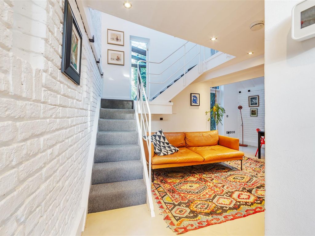 1 bed property for sale in Countess Road, London NW5, £925,000