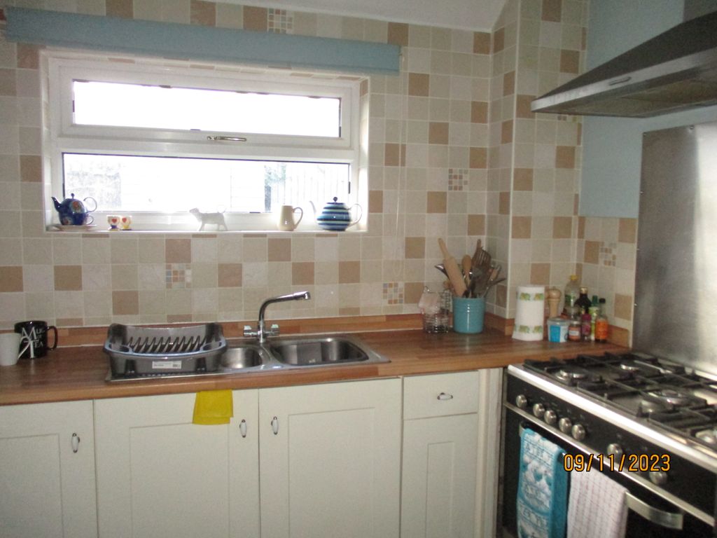 2 bed terraced house to rent in Long Row, Oakham LE15, £795 pcm