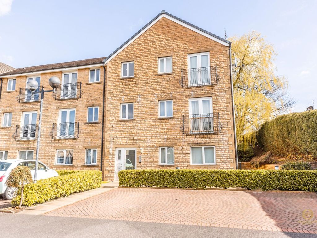 2 bed flat for sale in Barleyfield Mews, Burnley BB12, £69,950