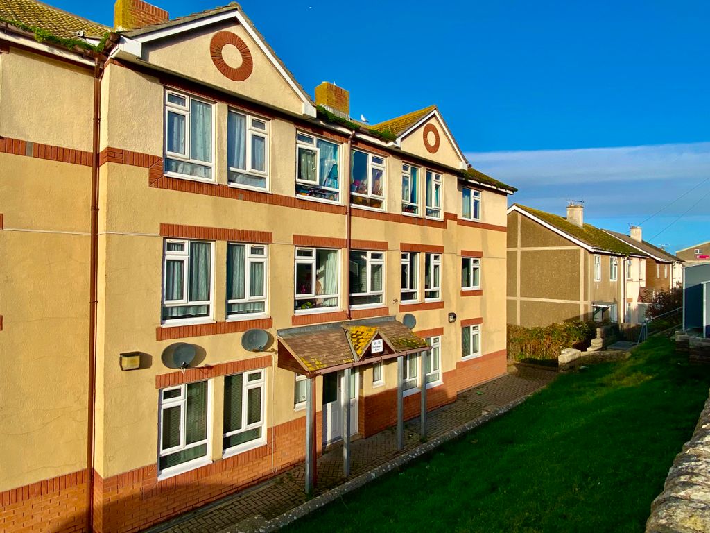 2 bed flat for sale in Amelia Close, Portland DT5, £125,000
