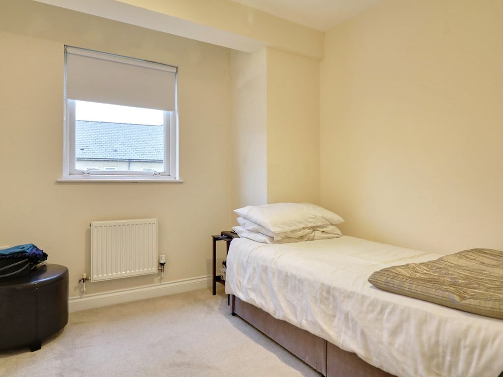 4 bed detached house to rent in Nightingales, Bishop's Stortford CM23, £2,500 pcm