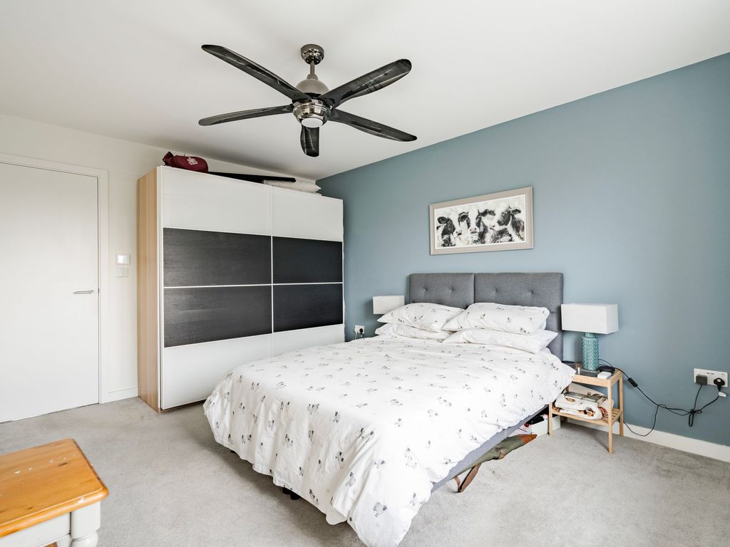 1 bed flat for sale in Hopsack Road, Hingham NR9, £180,000