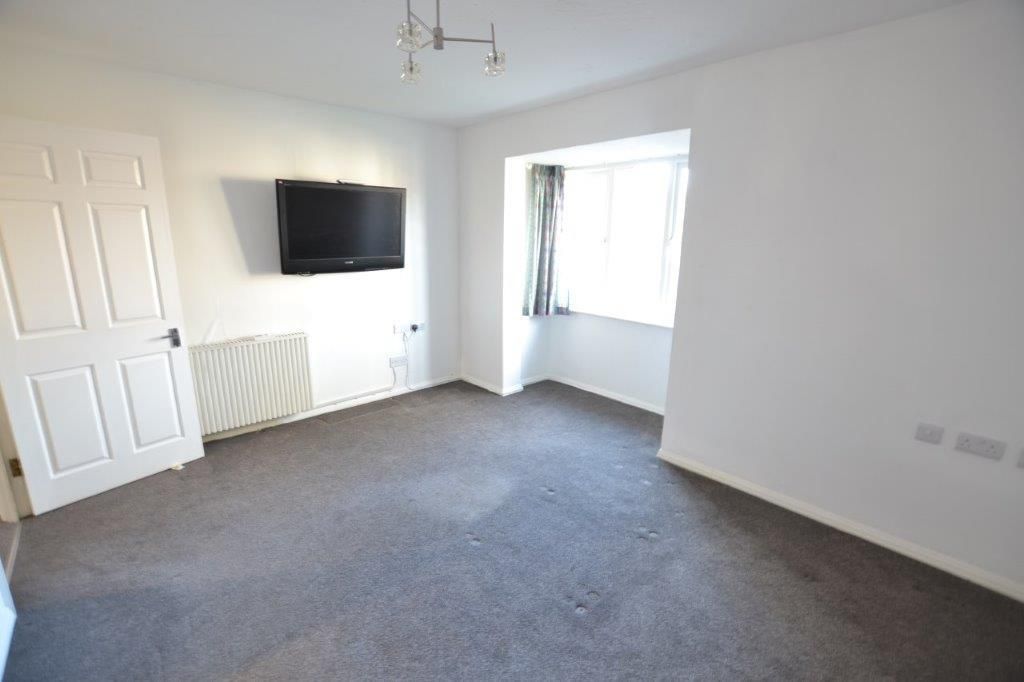1 bed flat for sale in Avon Road, Bournemouth BH8, £99,950