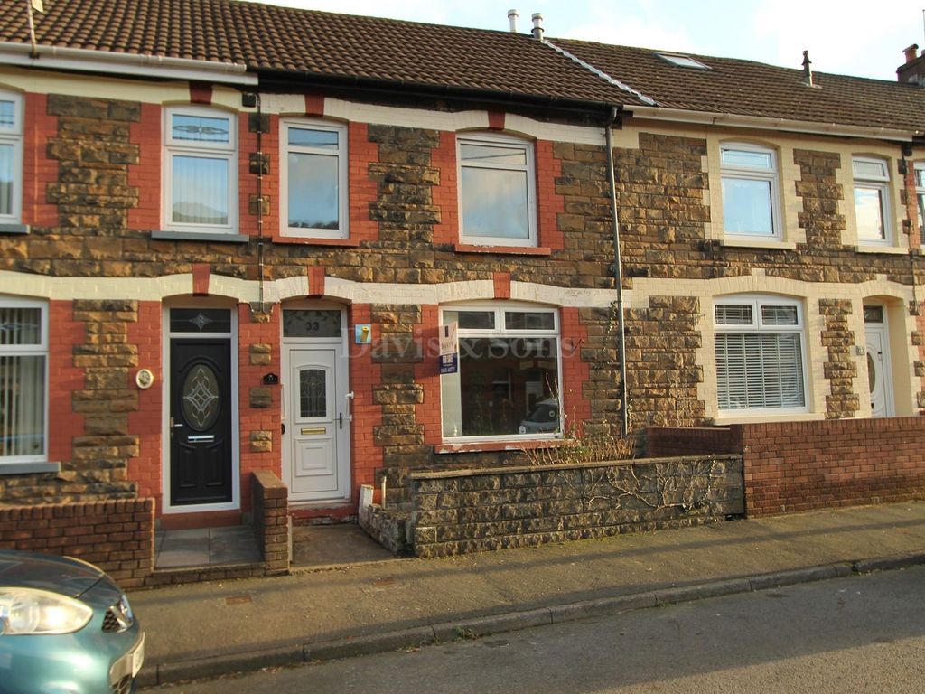 3 bed terraced house for sale in King Street, Cwmfelinfach, Ynysddu, Newport. NP11, £120,000