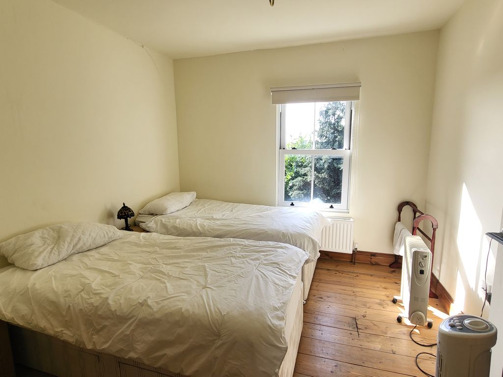 4 bed detached house to rent in Redmoor Bank, Wisbech PE14, £2,200 pcm
