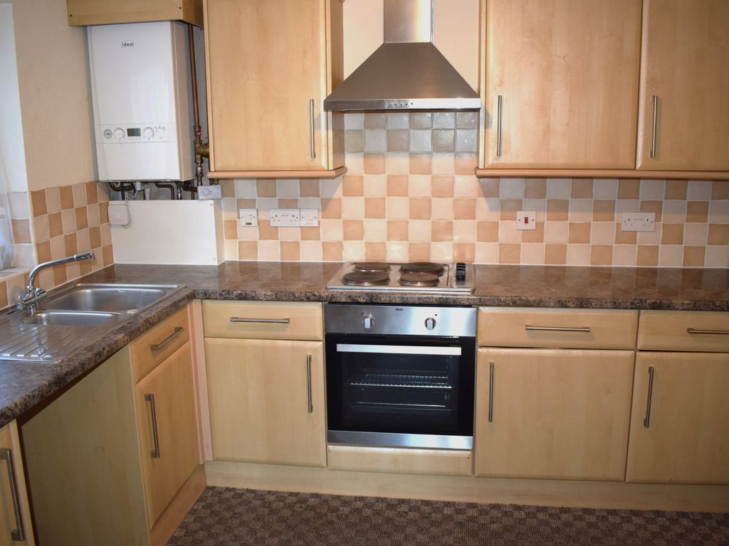 2 bed flat for sale in Foxton Way, Brigg DN20, £105,000