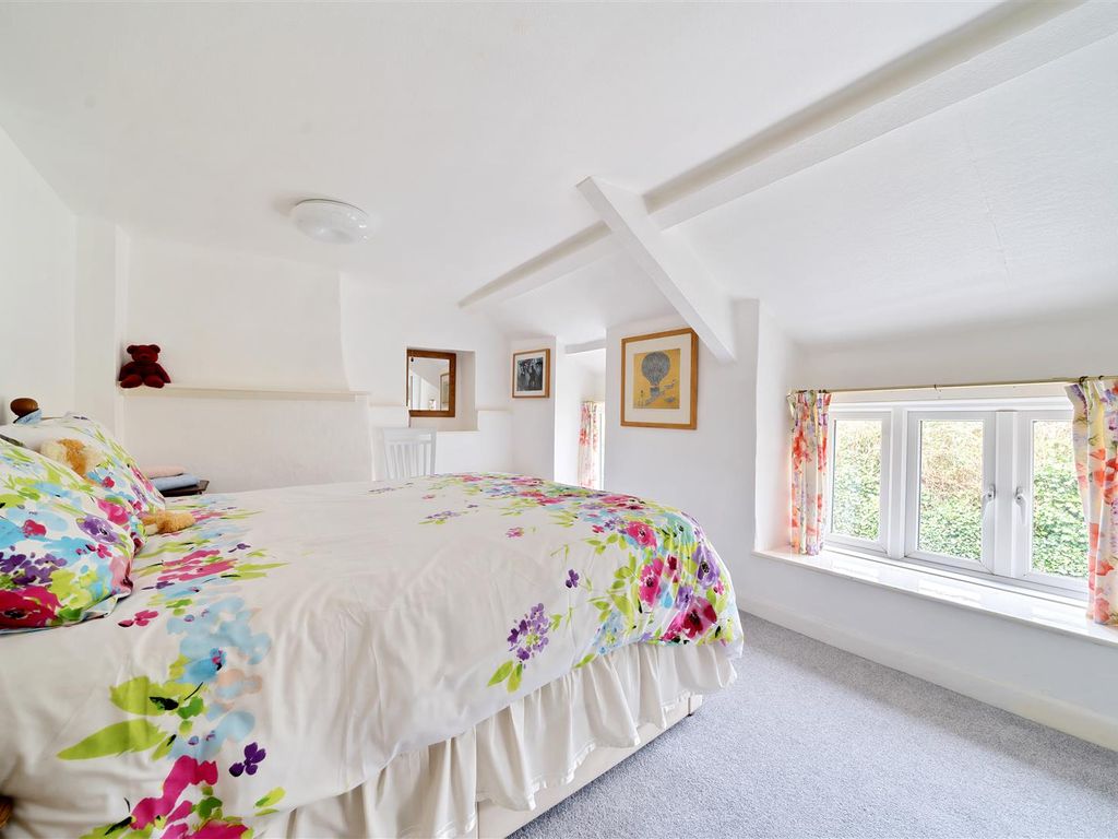 3 bed detached house for sale in Old Vicarage Road, Bothenhampton, Bridport DT6, £900,000